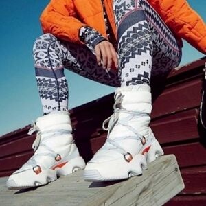 Sorel X Free People Movement Kinetic Impact Nxt Waterproof Boots Size 9.5